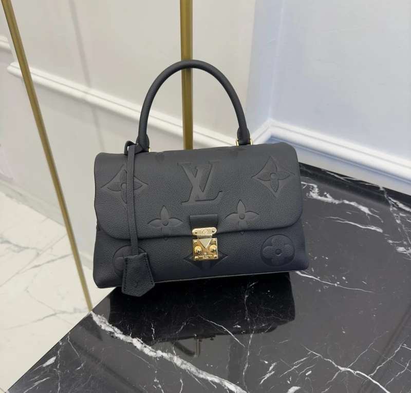 LOUIS VUITTON MADELEINE MM