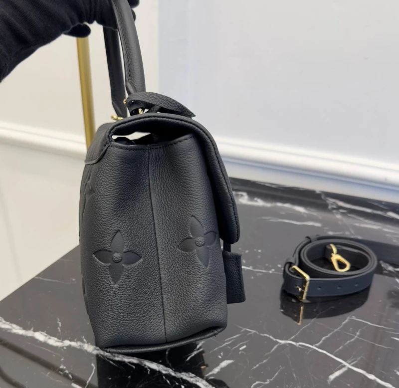 LOUIS VUITTON MADELEINE MM